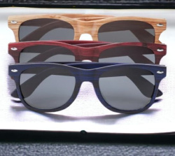 Очки солнцезащитные DAX / Солнечные очки с защитой UV400 в оправе с отделкой под дерево 